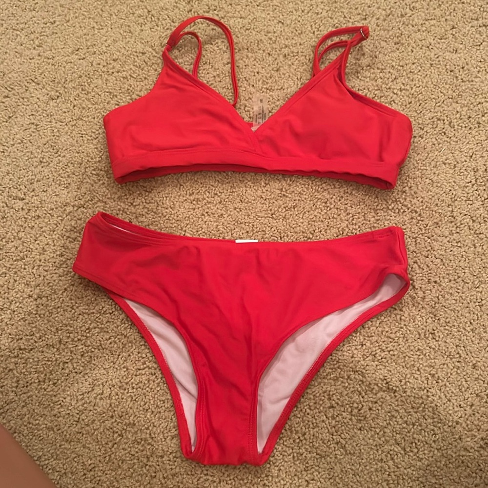 SHEIN red bikini in women’s size 160